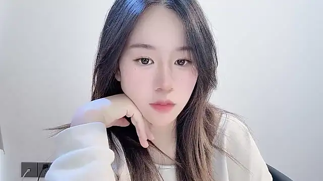 chloe-01 online show from 11-27-25, 03:08