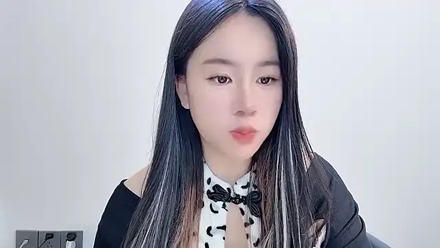 chloe-01 online show from 12-16-25, 04:28