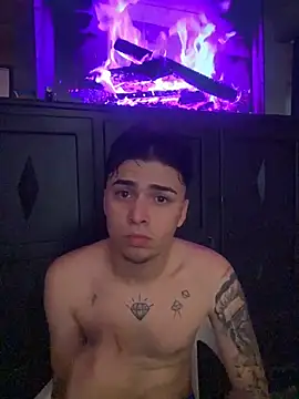 Snapshot of corey_tylerr chatting on 11-05-25, 06:08 corey tylerr online show from 11-05-25, 06:08