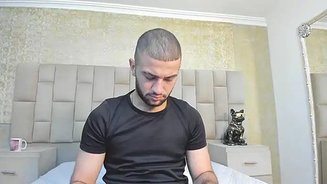 MaximusDick1  online show from 11-13-25, 04:33