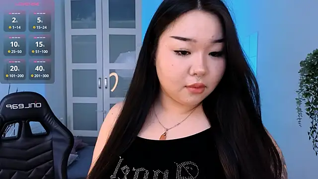 Snapshot of mei_honey_ chatting on 03-08-25, 02:30 mei honey  online show from 03-08-25, 02:30