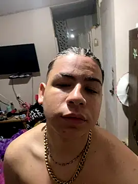 Snapshot of MasteredOpossum chatting on 10-01-25, 05:30 MasteredOpossum online show from 10-01-25, 05:30