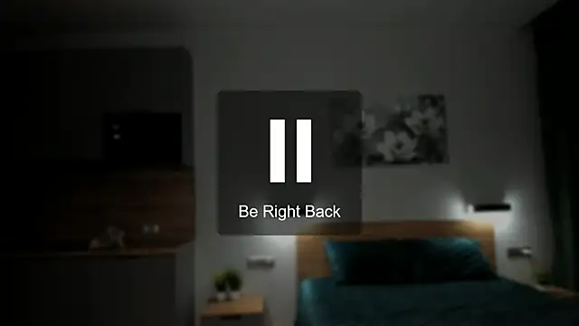 chloewallace online show from 12-23-24, 01:18