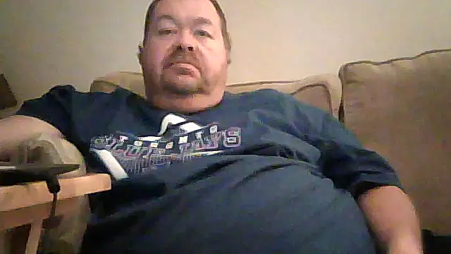 Snapshot of hitman_35 chatting on 09-23-25, 03:53 hitman 35 online show from 09-23-25, 03:53