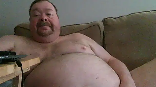 Snapshot of hitman_35 chatting on 04-20-26, 06:20 hitman 35 online show from 04-20-26, 06:20