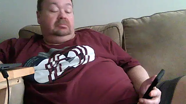 Snapshot of hitman_35 chatting on 04-22-26, 08:21 hitman 35 online show from 04-22-26, 08:21