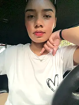  Luana online show from 11-27-25, 06:43