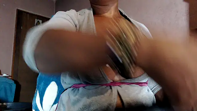 boobassymom online show from 01-29-25, 03:33