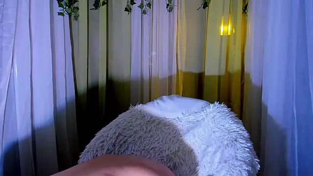 Lioneass online show from 12-15-24, 12:06