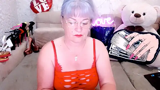 Snapshot of SiberiabBerry chatting on 05-18-26, 03:24 SiberiabBerry online show from 05-18-26, 03:24