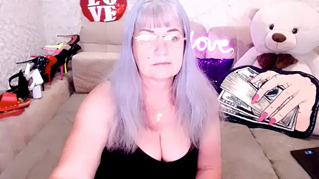 Snapshot of SiberiabBerry chatting on 05-26-26, 02:51 SiberiabBerry online show from 05-26-26, 02:51