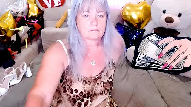 Snapshot of SiberiabBerry chatting on 06-23-26, 03:59 SiberiabBerry online show from 06-23-26, 03:59