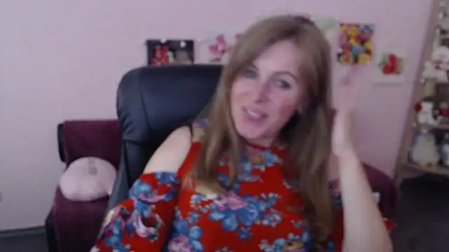 Hot Milady online show from 06-19-26, 07:23