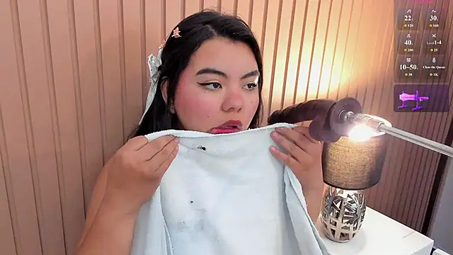 klhoe boobs online show from 02-15-26, 04:20