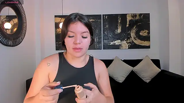ValeriaRoldanX online show from 07-16-26, 11:27
