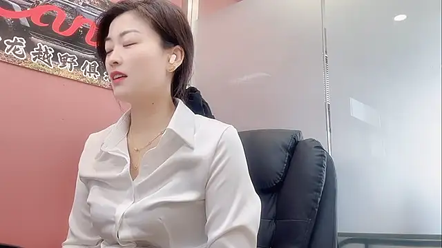 QianF-666 online show from 11-04-25, 02:21