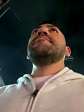 JuanZapata33 online show from 12-08-24, 01:35