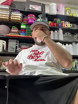 JuanZapata33 online show from 01-21-25, 06:34