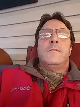 Snapshot of Sexyaron89285 chatting on 10-28-25, 04:31 Sexyaron89285 online show from 10-28-25, 04:31