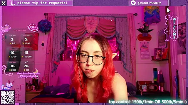 Snapshot of v3n0mb1t3z chatting on 04-17-26, 04:37 v3n0mb1t3z online show from 04-17-26, 04:37