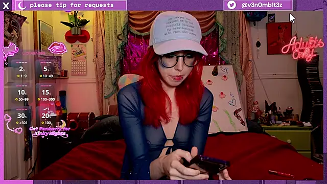 Snapshot of v3n0mb1t3z chatting on 05-14-26, 07:04 v3n0mb1t3z online show from 05-14-26, 07:04