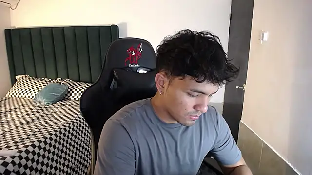 man dur07 online show from 10-25-25, 09:09