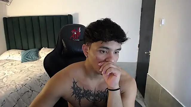 man dur07 online show from 10-28-25, 07:49