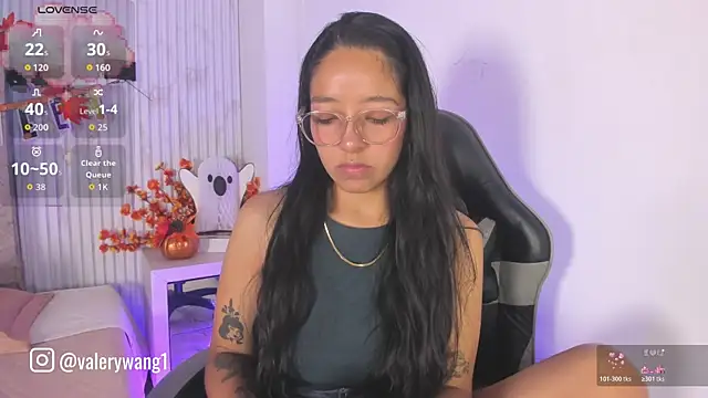 Valery wang online show from 10-22-25, 11:54