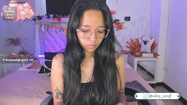 Valery wang online show from 10-27-25, 12:09