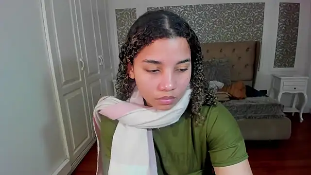 Mayaa ross online show from 10-08-25, 02:09