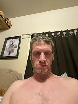 Hornyguynotshy198214 online show from 03-15-26, 02:17