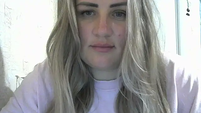 Snapshot of Honeydew-Waves chatting on 07-20-26, 07:05 Honeydew-Waves online show from 07-20-26, 07:05