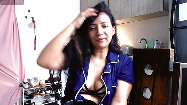 Snapshot of mariamulata chatting on 05-02-26, 09:20 mariamulata online show from 05-02-26, 09:20