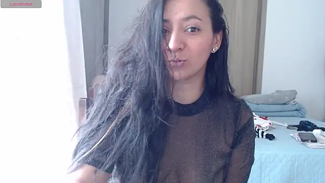 Snapshot of mariamulata chatting on 05-25-26, 05:19 mariamulata online show from 05-25-26, 05:19