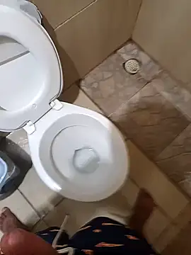 Snapshot of 1995eduardo chatting on 02-04-25, 11:38 1995eduardo online show from 02-04-25, 11:38