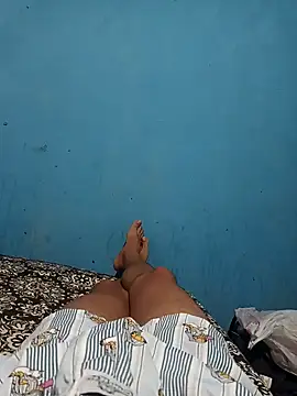 Snapshot of 1995eduardo chatting on 02-06-25, 05:25 1995eduardo online show from 02-06-25, 05:25