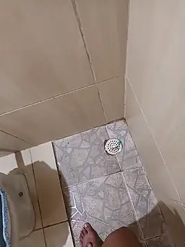 Snapshot of 1995eduardo chatting on 02-18-25, 08:47 1995eduardo online show from 02-18-25, 08:47