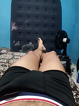 Snapshot of 1995eduardo chatting on 02-20-25, 02:40 1995eduardo online show from 02-20-25, 02:40