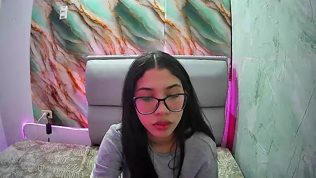 AmberJeong online show from 01-29-25, 09:50