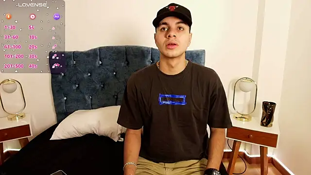 Amadeo Wild online show from 12-05-24, 03:06