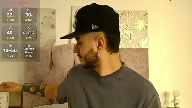 Amadeo Wild online show from 03-28-26, 01:43