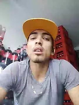 Snapshot of jeremy_scott chatting on 01-30-25, 07:48 jeremy scott online show from 01-30-25, 07:48