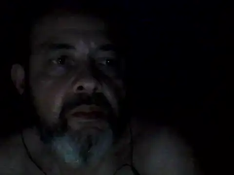 Snapshot of Leocesar37 chatting on 10-01-25, 05:46 Leocesar37 online show from 10-01-25, 05:46