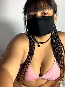 Snapshot of Jeroliee_viyana chatting on 09-19-25, 11:27 Jeroliee viyana online show from 09-19-25, 11:27