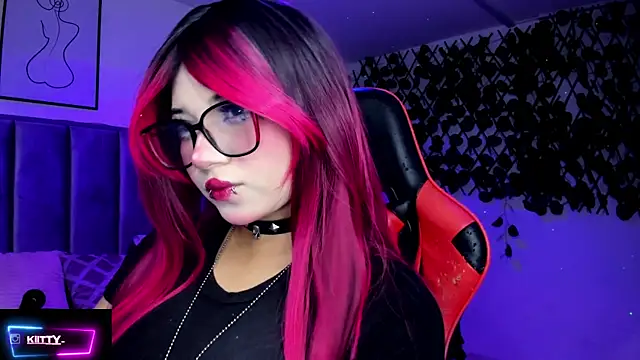 Kitty Gang online show from 02-11-26, 02:05