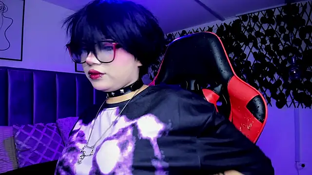 Kitty Gang online show from 03-04-26, 01:33