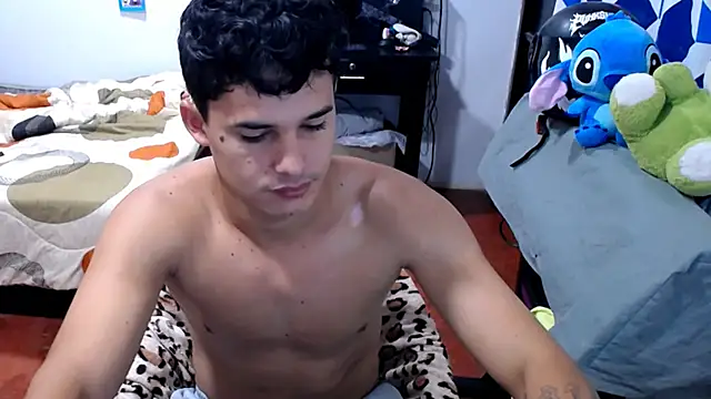 Snapshot of freddy_romas chatting on 06-05-26, 12:11 freddy romas online show from 06-05-26, 12:11