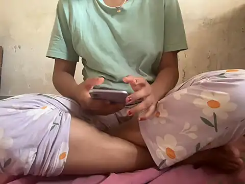 Pie066  online show from 09-24-25, 01:53