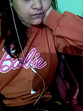 Snapshot of Sexy_Queen6 chatting on 12-19-24, 08:44 Sexy Queen6 online show from 12-19-24, 08:44