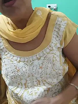 Snapshot of Saroj-Shah chatting on 05-19-26, 04:13 Saroj-Shah online show from 05-19-26, 04:13